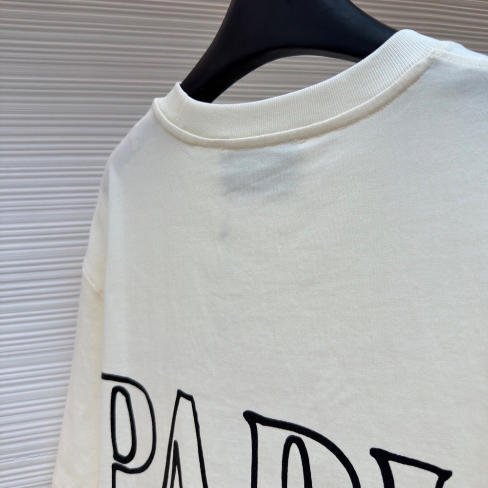 Ami Paris Letter Print Box-fit Short-sleeve - Picture 6 of 9